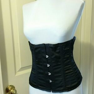 Crepe Suzette Black Steel-Boned Corset Size 28 in.